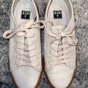 Frye Gia Sneakers - Leather (For Women)
Item #4WRPA